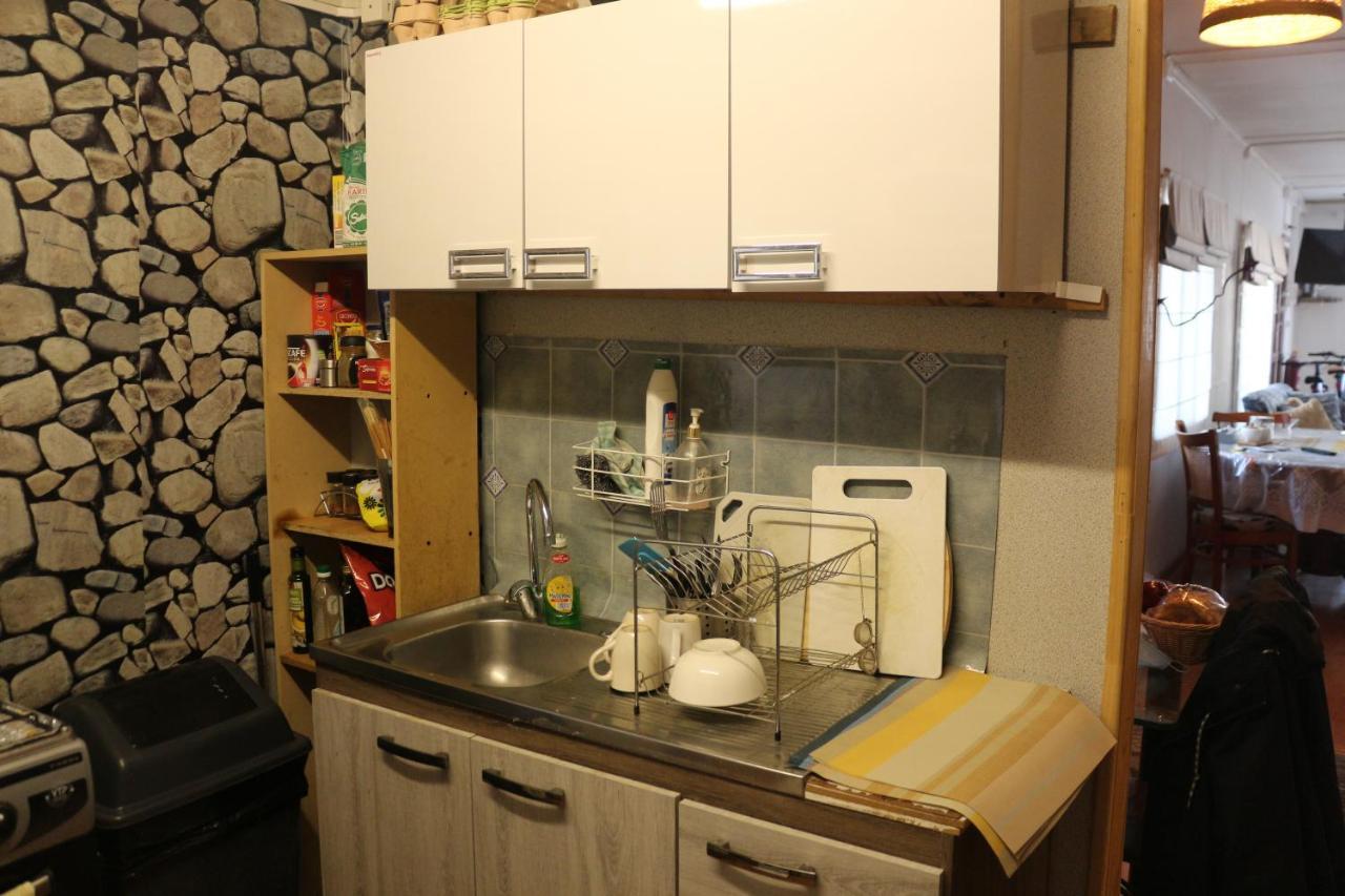 Aska Patagonia Hostel Punta Arenas Ngoại thất bức ảnh